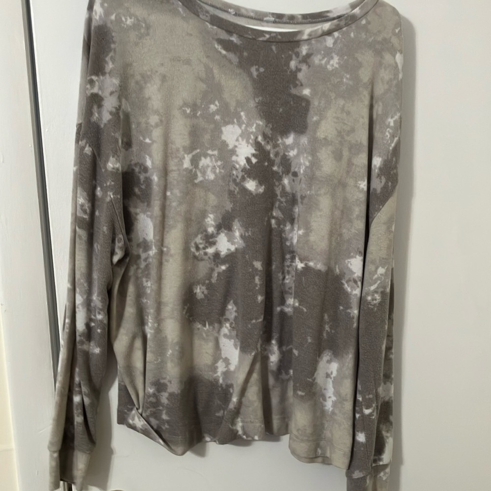 Gray Tie-Dye Women's Top